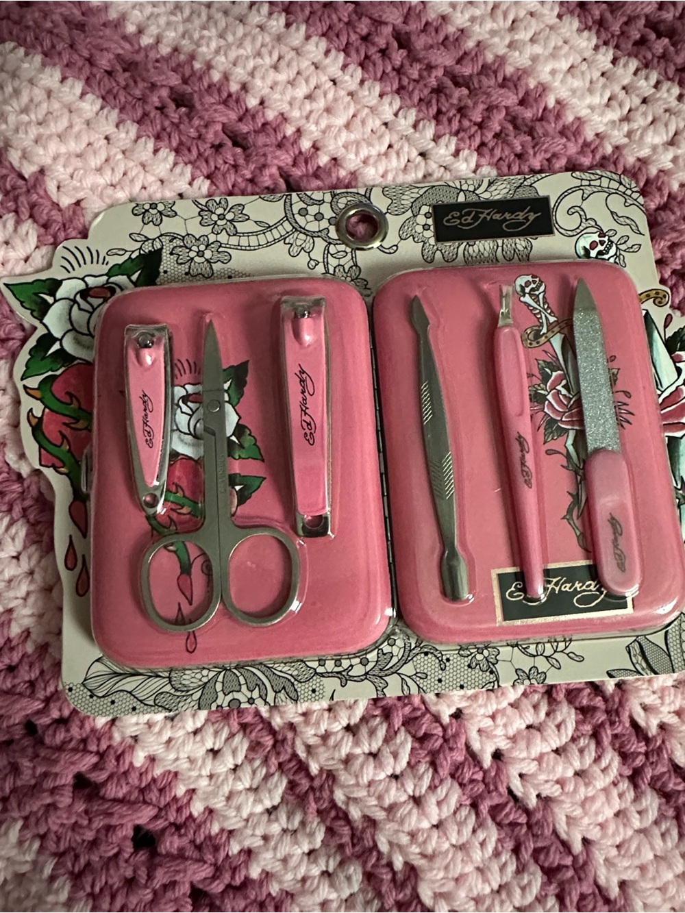 Ed Hardy 6 piece Manicure Set With Case